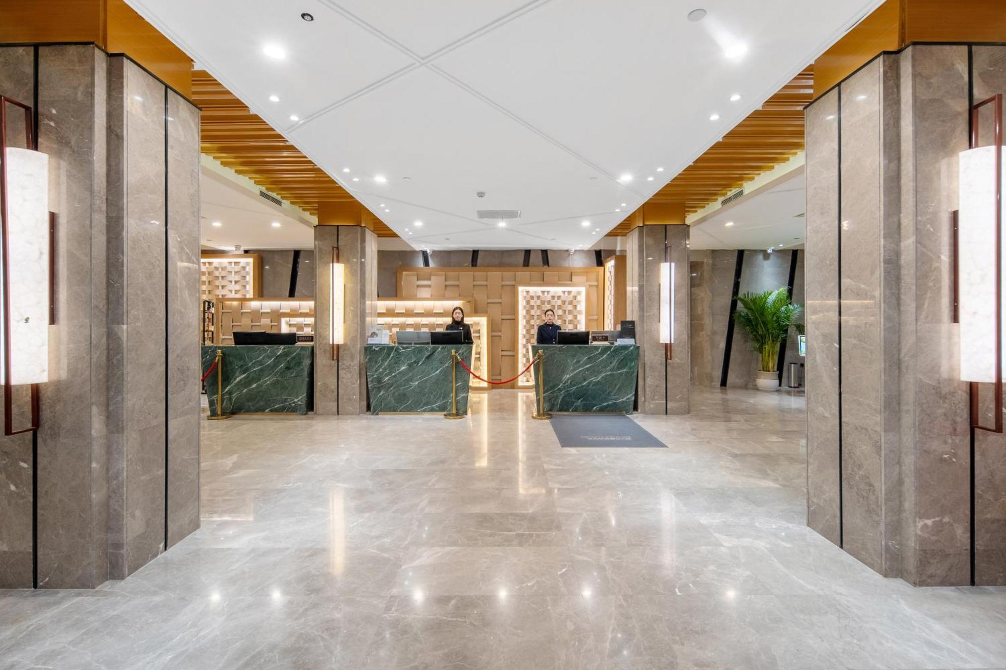 Novotel Huashan Huayin Exterior photo